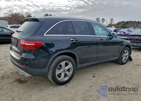 2018 Mercedes-Benz Glc 300 4Matic z USA, uszkodzony, nr VIN WDC0G4KB2JV069661